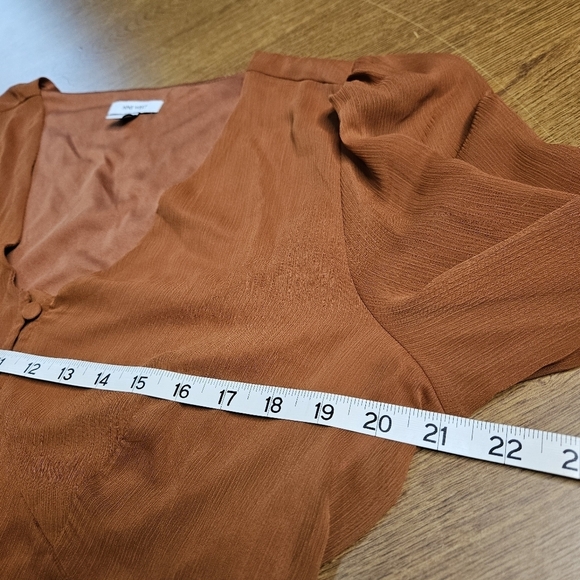 Nine West Rust Long Sleeve V-neck Blouse With Empire Waist - Picture 8 of 11